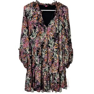 NWT Vince Camuto Tiered Floral Boho Mini‎ Dress Size Medium Festival Concert